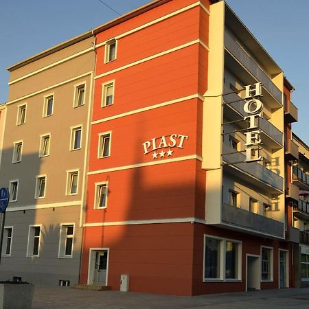 Hotel Piast Neisse Exterior foto